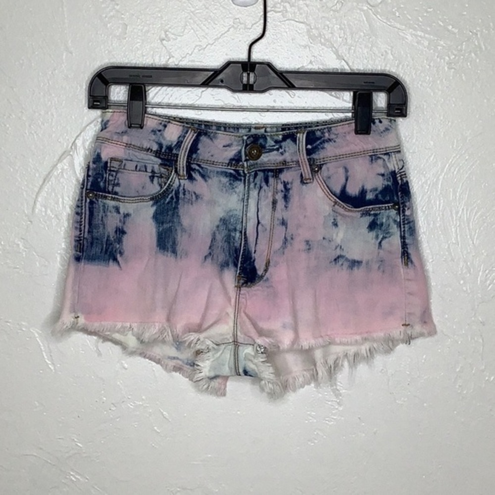 Bullhead high rise short short raw hem pink die blue jeans shorts size 3 EUC